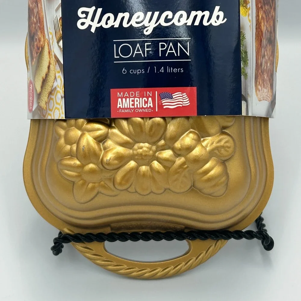 Nordic Ware Loaf Pan Honeycomb Bees Flowers Bunt Cake Cast Aluminum Gold New NWT